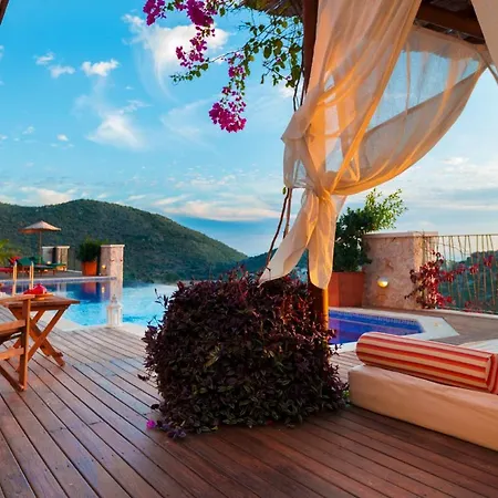 Sleeps 10 Pool Air Con Wifi